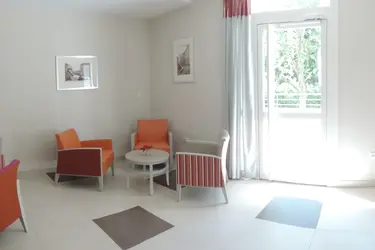 clinique les oliviers callas 02