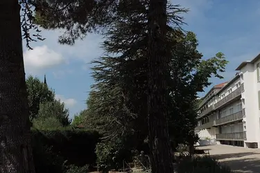 clinique les oliviers callas 07