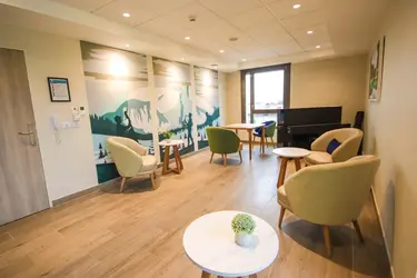 clinique parassy salon artistique