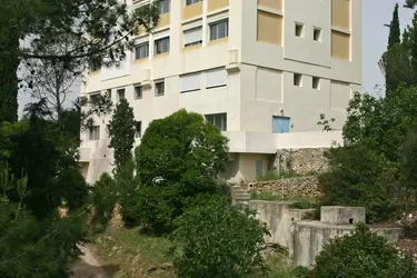 clinique les trois lucs marseille 04