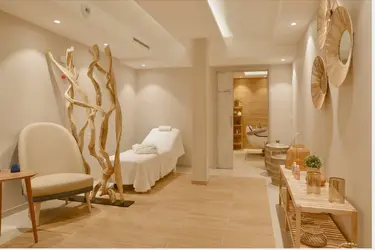 maison de retraite port van gogh 9