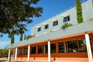 emeis clinique heliades sante entree