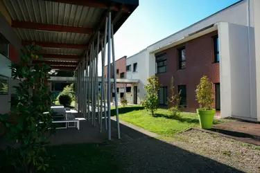 emeis clinique lautreamont loos exterieur