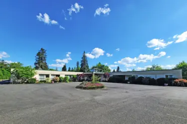 emeis clinique pierre de brantome exterieur