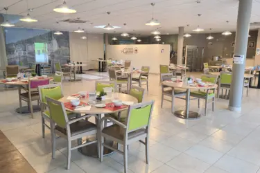 emeis clinique pierre de brantome salle restaurant