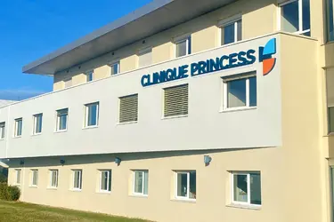 emeis-clinique-princess-facade