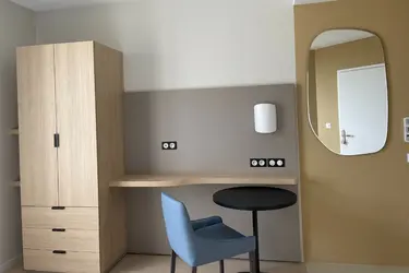 emeis institut addictologie du littoral bureau chambre