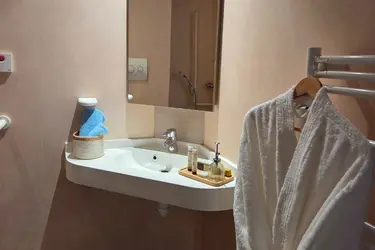 emeis-maison-de-retraite-beausejour-arvert-salle-deau