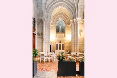 emeis-maison-de-retraite-choiseul-espace-commu