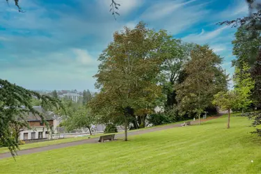 emeis-maison-de-retraite-choiseul-jardin