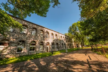 emeis maison de retraite l ambene facade 2 0