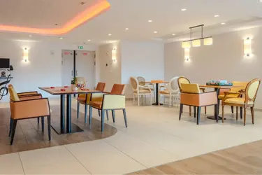 emeis maison de retraite les lys chesnay rocquencourt salle activites