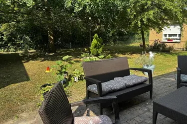 emeis-maison-de-retraite-les-lys-jardin-2.png