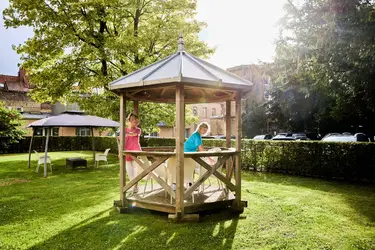 emeis maison de retraite saint jean jardin