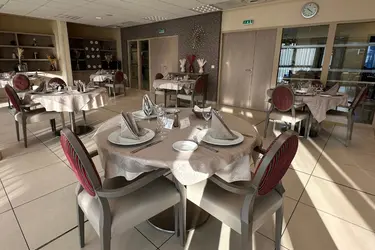 emeis residence les cotonnieres restaurant 3