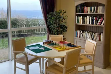 emeis residence les millesimes salon activites