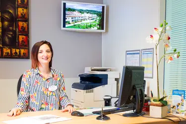 la clinique loliveraie des cayrons vence reception