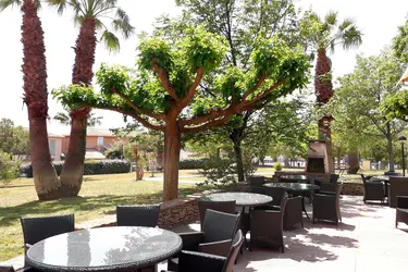 maison de retraite les alizes saint cyr sur mer terrasse barbecue