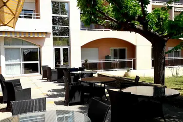 maison de retraite les alizes saint cyr sur mer terrasse