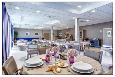 maison de retraite andernos les bains restaurant