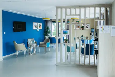 maison de retraite bellerive salon bibliotheque 2