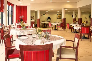 maison de retraite les berges du canal restaurant