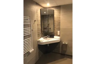 maison de retraite bois joli salon salle de bain