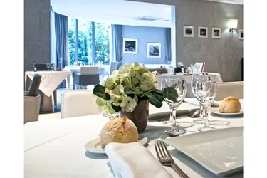 maison de retraite les bords de seine restaurant