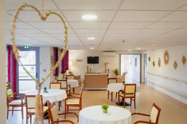 maison de retraite le bosguerard salle de restaurant