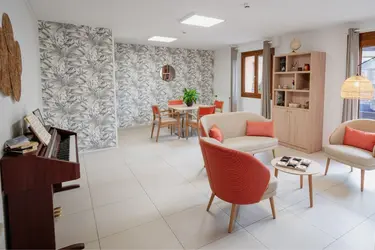 maison de retraite le bosguerard salon d activite