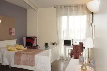 maison de retraite les chardons bleus chambre violette