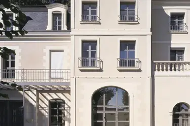 maison de retraite choiseul tours 01 0