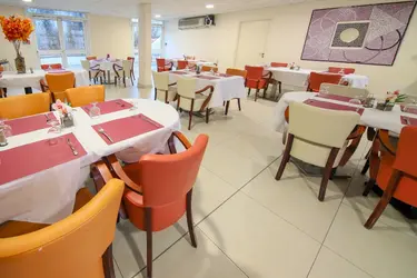 maison de retraite le clos d arnouville restaurant