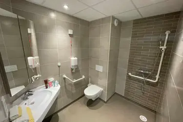 maison de retraite le clos saint sebastien st sebastien sur loire salle de bain