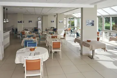 maison de retraite europe salle de restaurant