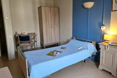 maison de retraite fauriel chambre bleue