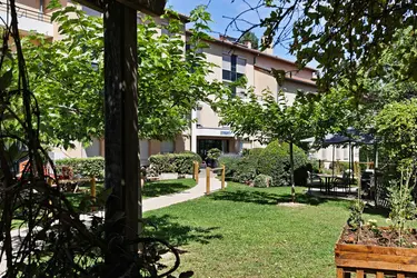 maison de retraite la favorite jardin2