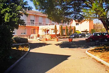 maison de retraite les grands pins marignane 04
