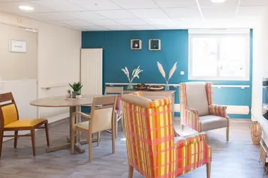 maison de retraite les jardins de la crau miramas salle d activites