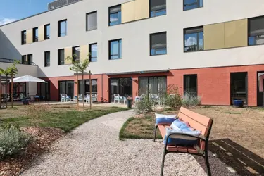 maison de retraite les jardins escudie jardin
