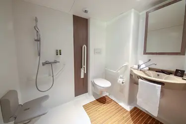 maison de retraite john lennon salle de bain