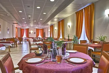 maison de retraite l angelique niort salle a manger