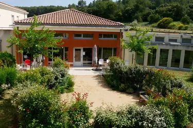 maison de retraite loccitanie jardinp1070054