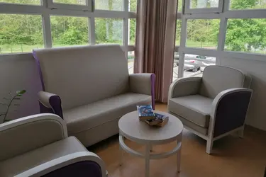 maison de retraite les lys salon