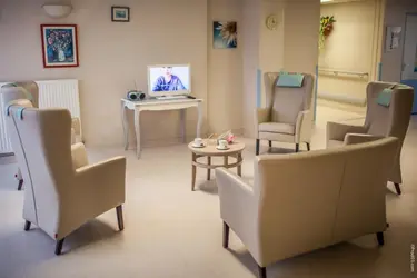 maison de retraite les mariniers moulins 09