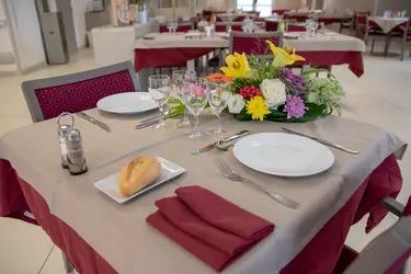 maison de retraite montigny les cormeilles restaurant 2