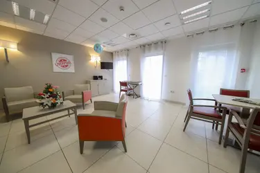 maison de retraite montigny les cormeilles salon 2