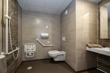 maison de retraite les pastoureaux salle d eau