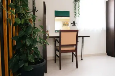 maison de retraite pergolas salon de coiffure