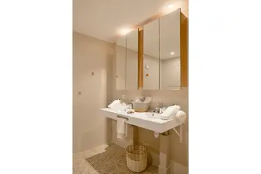 maison de retraite port van gogh salle de bain